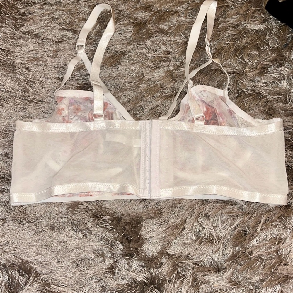 Torrid - Picture 3 of 3